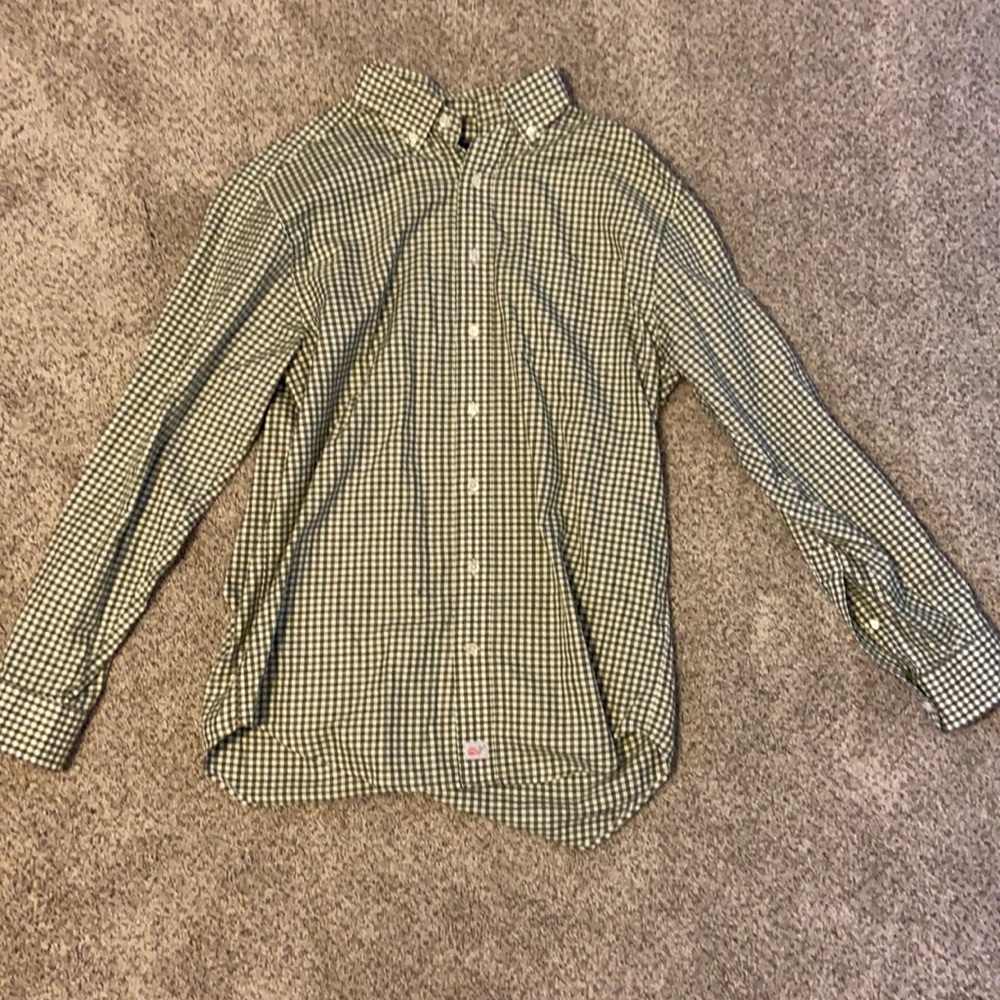 Men’s medium vineyard vines dress shirt